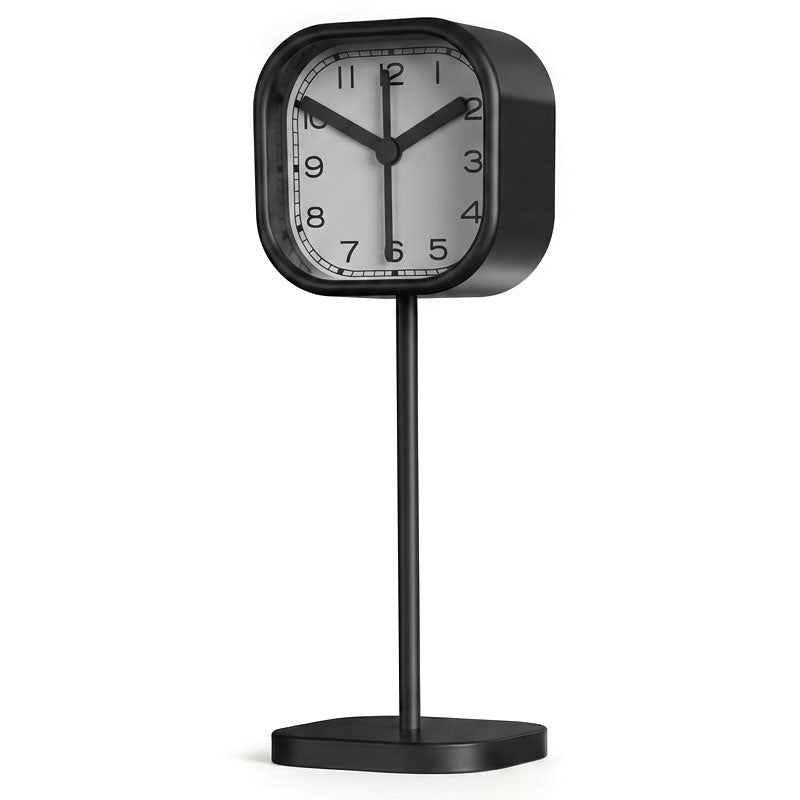 שעון רטרו על רגל גבוהה