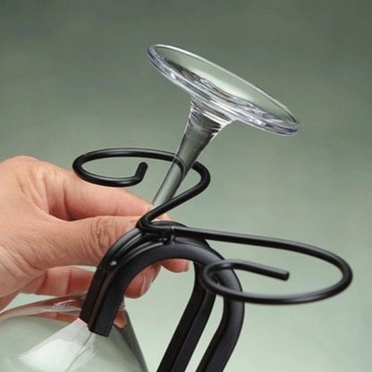 מעמד לבקבוק יין וכוסות בעיצוב ברבור